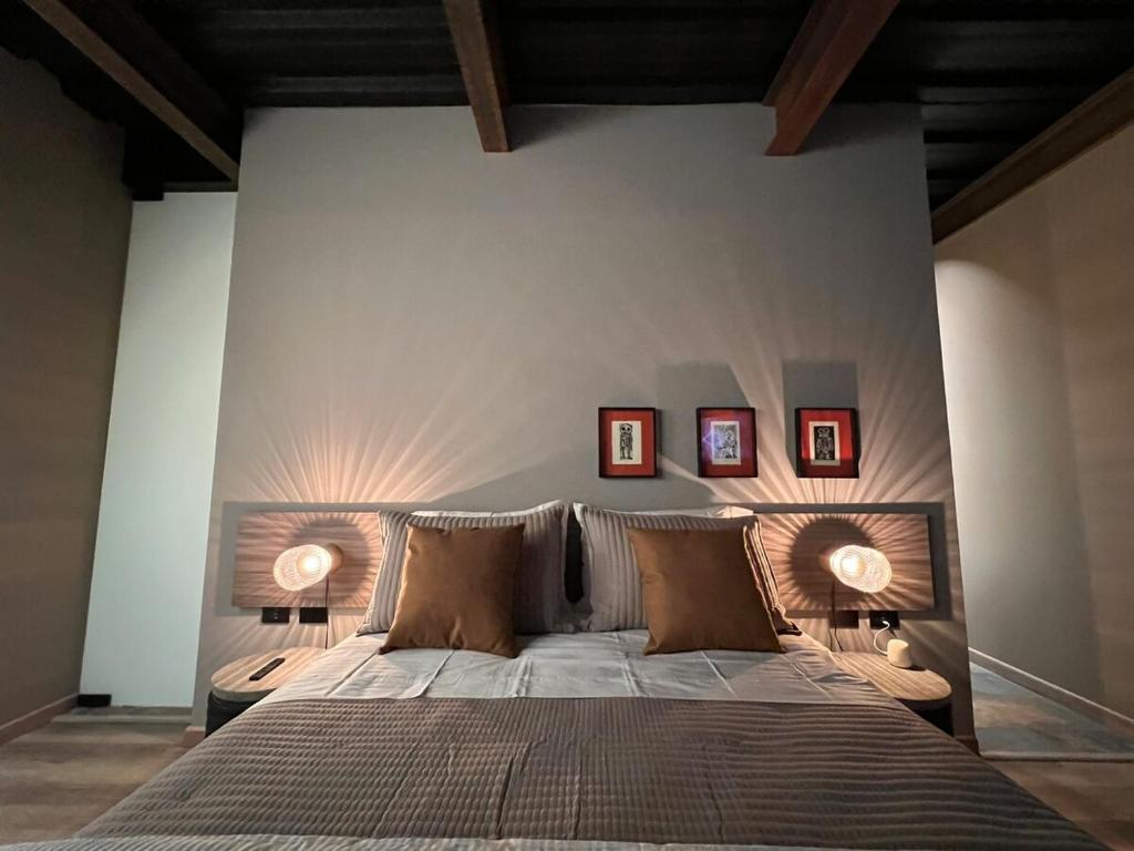 2 Escape to an elegant and comfortable private room
