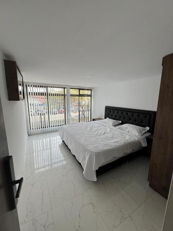 Alojamiento Privado en Avenida Principal