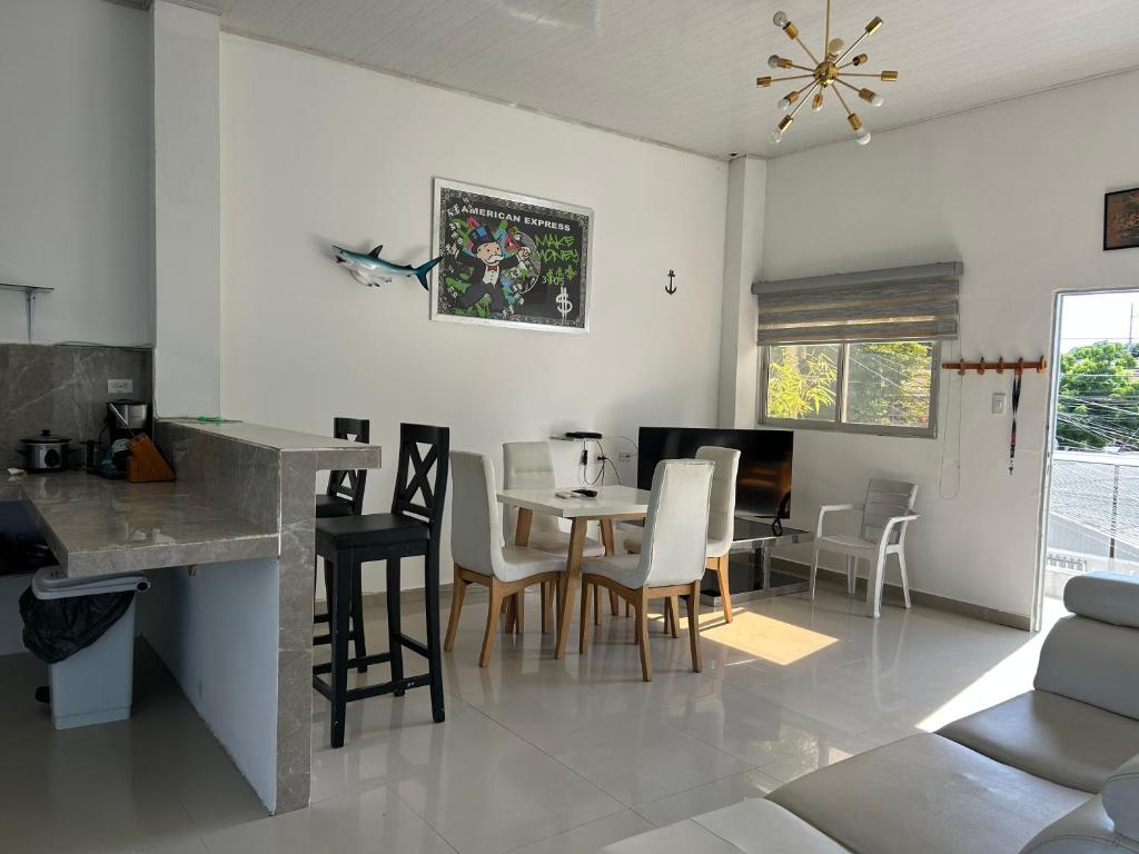 ALTAVITA apart completo a 100 m del mar