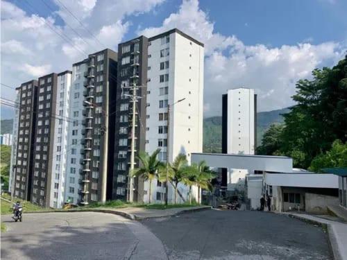 apta estudio 406 norte de armenia