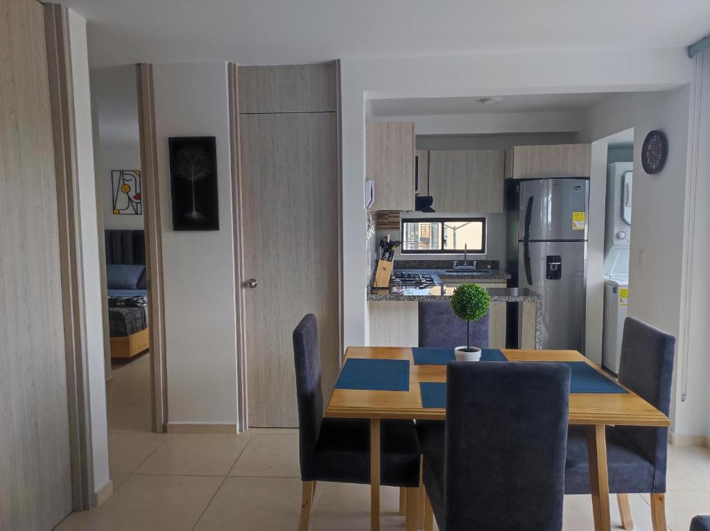 Moderno y confortable apartasol cerca al parque del café!