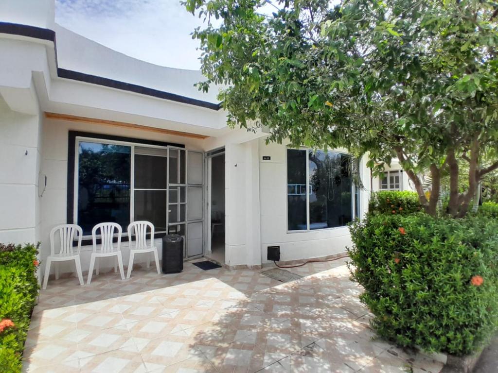 CASA VACACIONAL FLANDES TOLIMA, GIRARDOT Conjunto PRIVADO