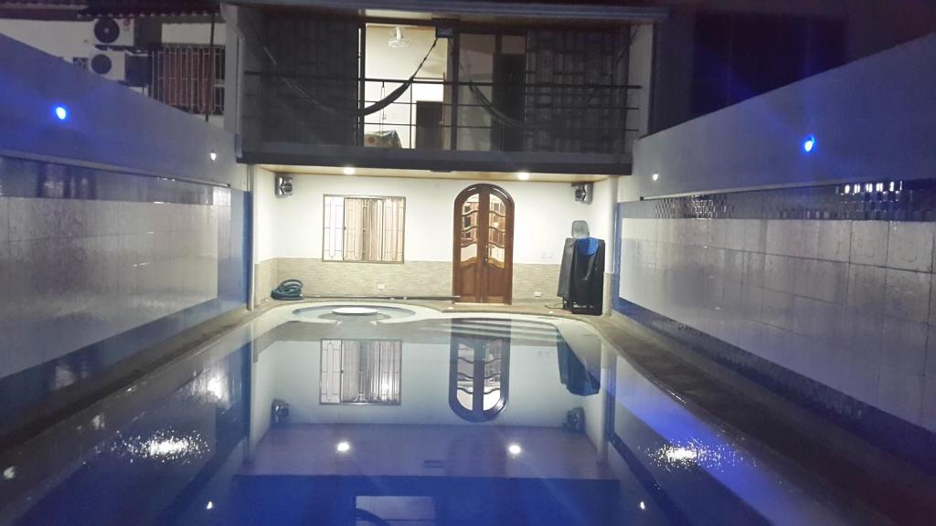 Casa con Piscina Privada y Jacuzzi