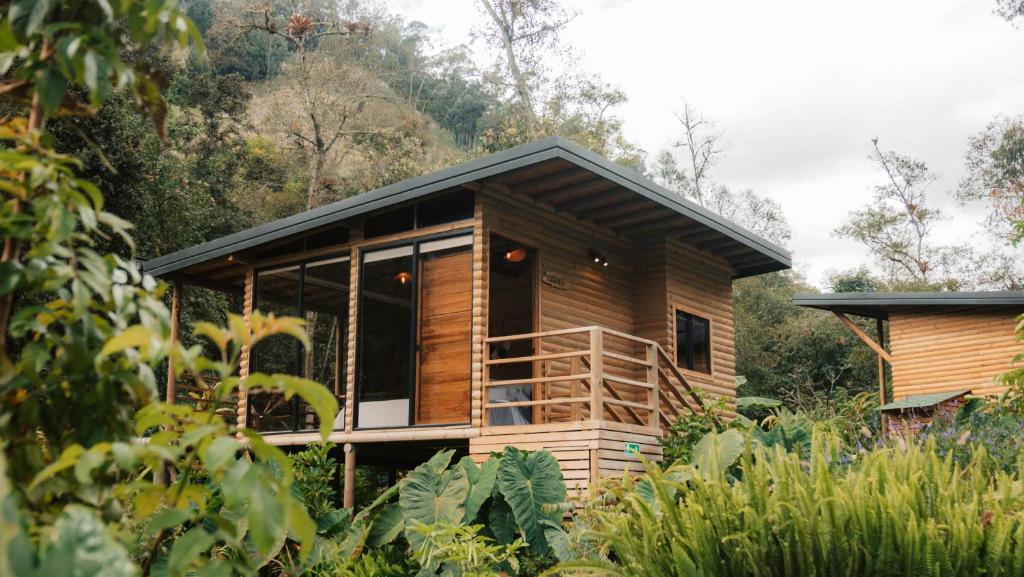 EcoHotel Cantos del Rio