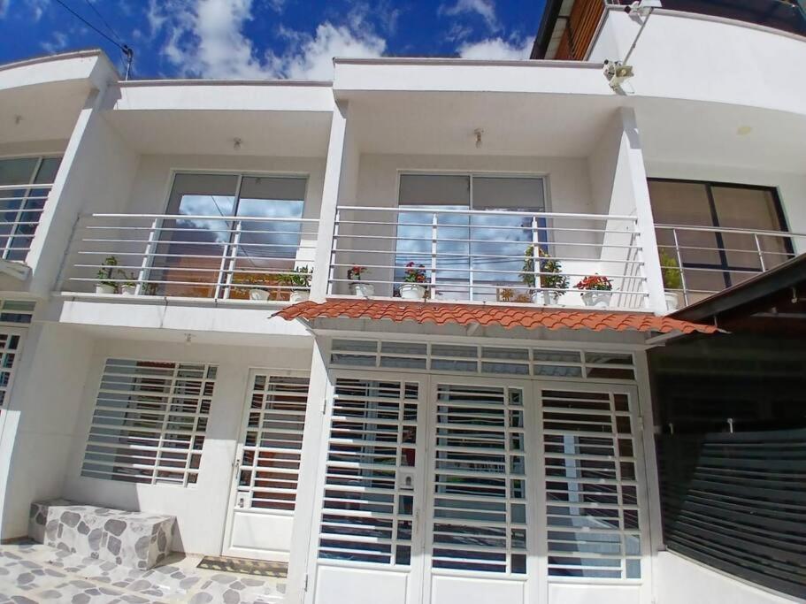 Espectacular Casa en Barbosa Santander