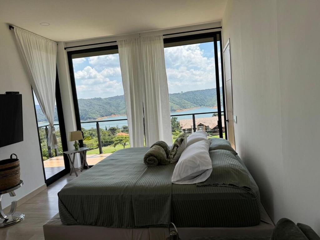 La Morocha Lago Calima