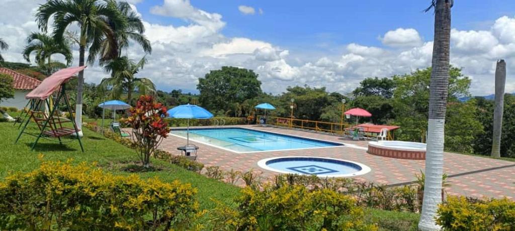 FINCA HOTEL TRADICION CAFETERA