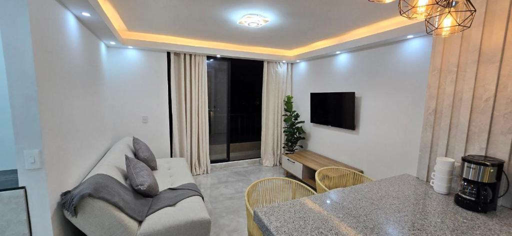 Hermoso apartamento enfrente de la Clinica Foscal, Fosunab