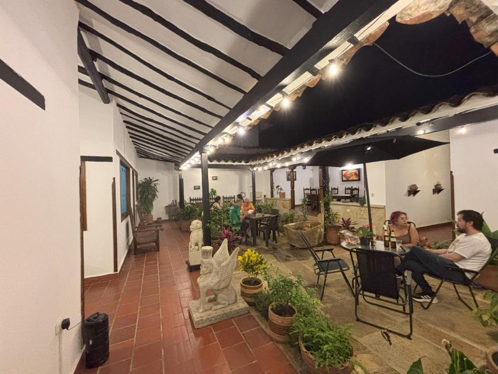 Kazasha - Hotel Con Parqueadero Privado