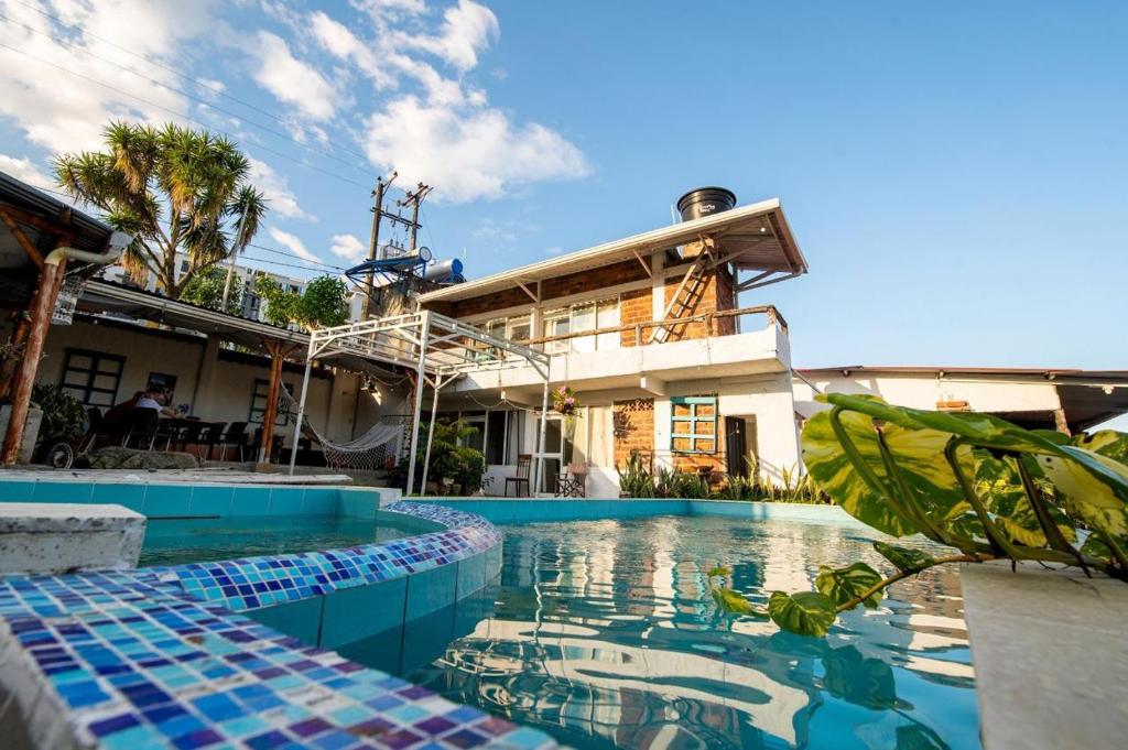 La casona de la loma Ibague