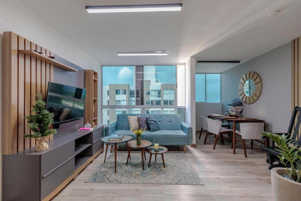 Lux University Apt
