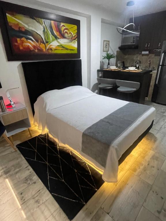 Pretty & Modern Private Studio 202