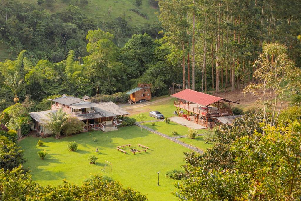 Riverside La Masía Ecohotel