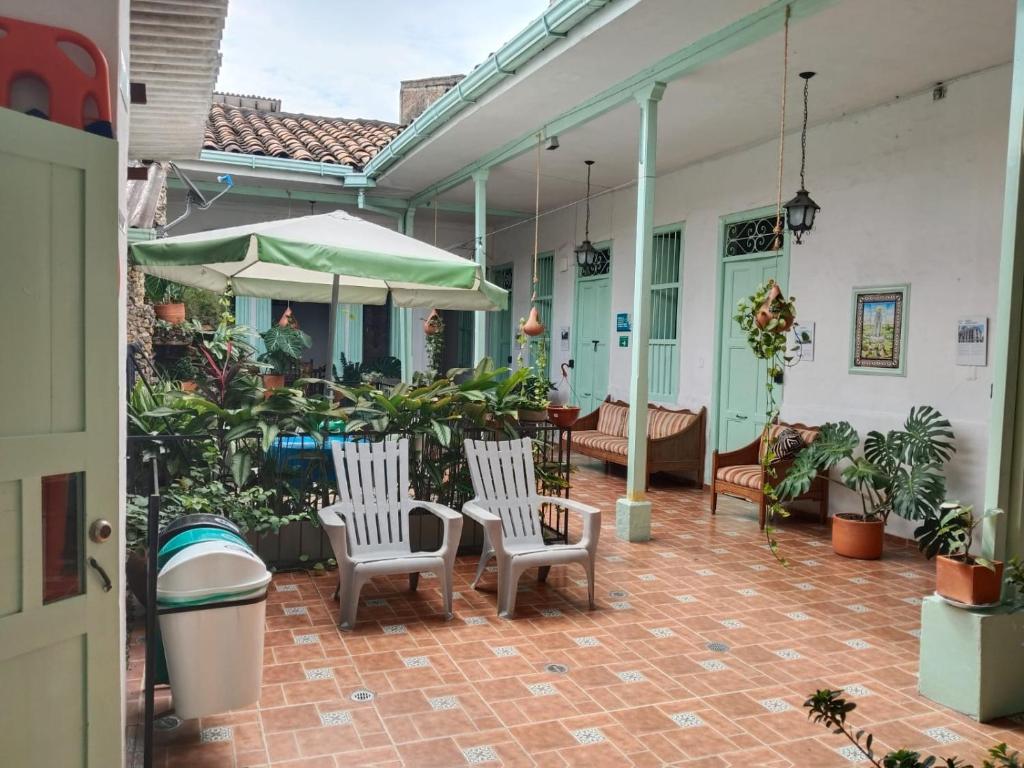 Sandalio Hostal Cali