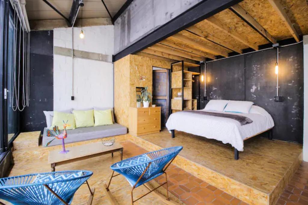 Santa Teresita Loft