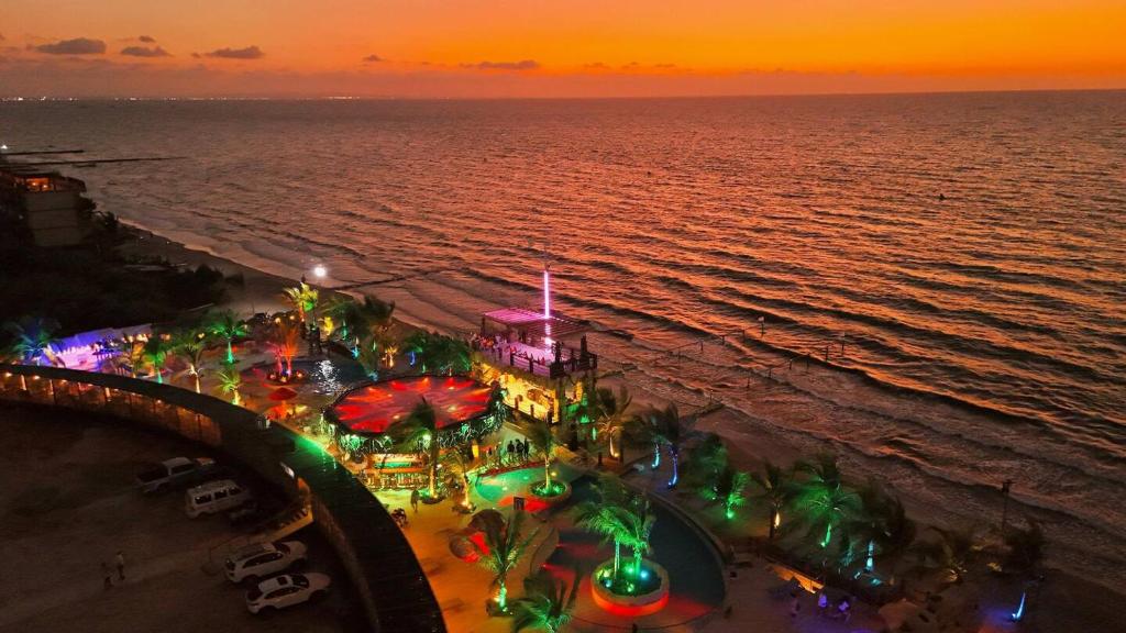 Laguna Beach, Brisa Marina playa Frances