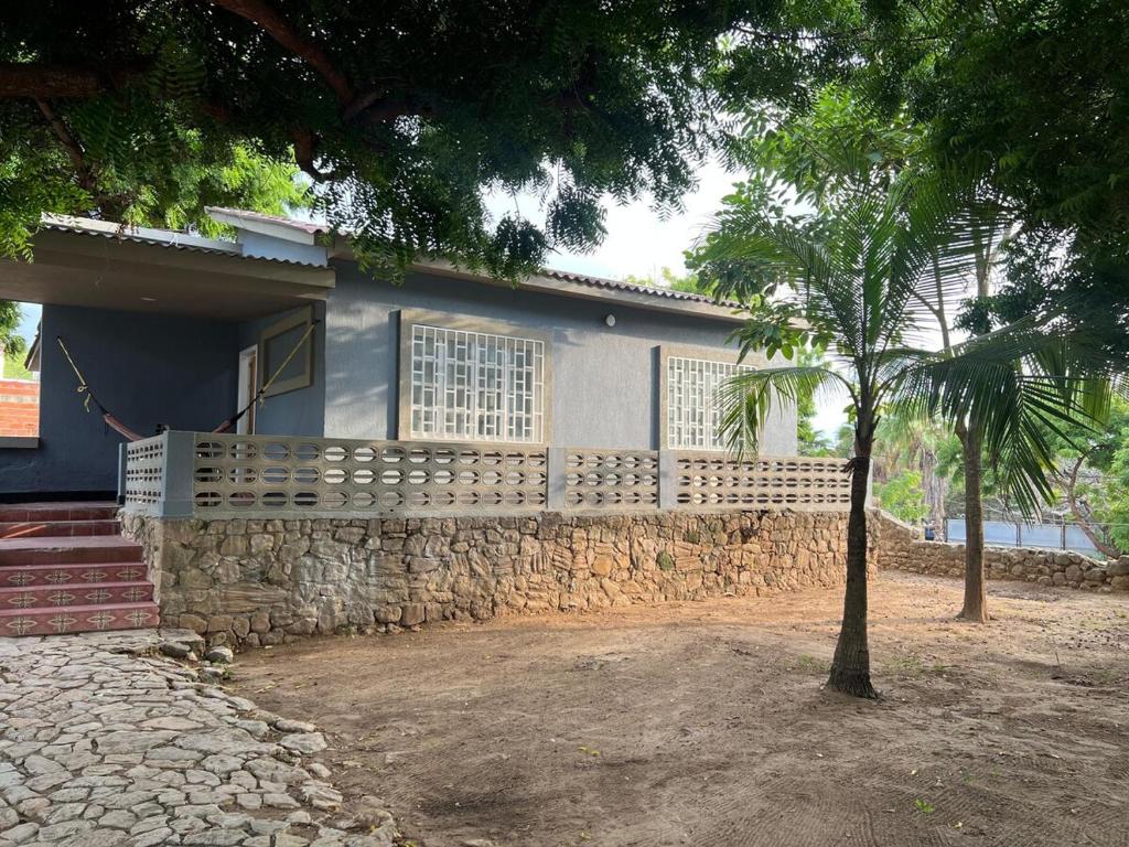 Surfer Grill Accommodation - Pradomar PC Experience