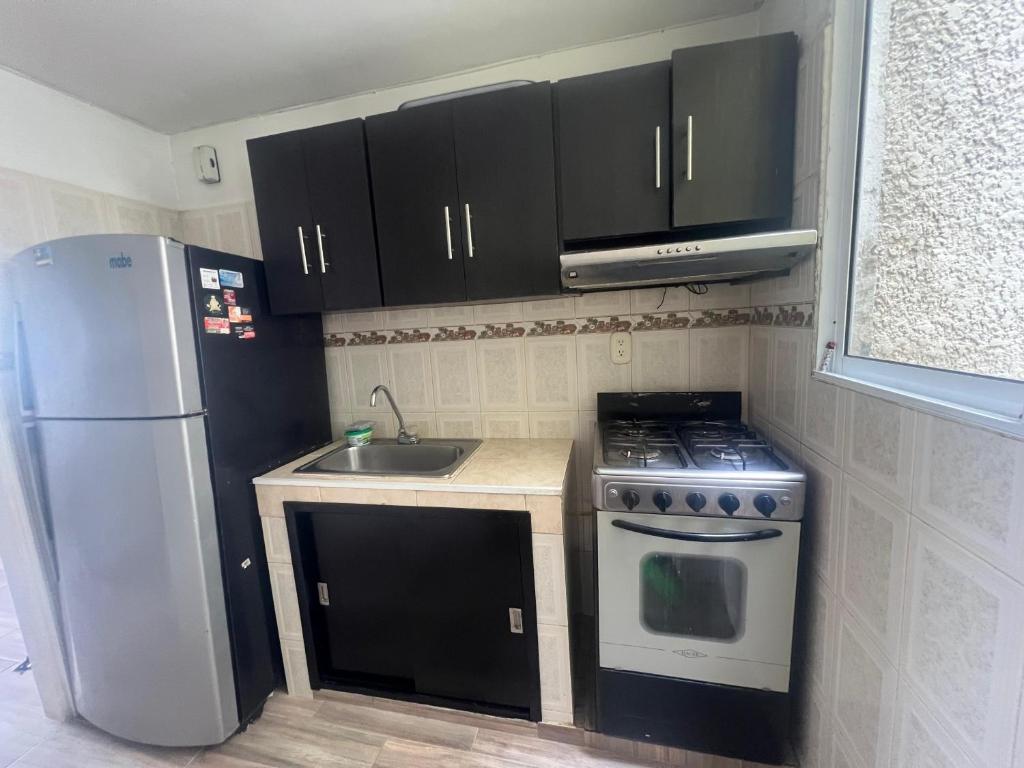 Apartamento amplio cerca del cc el Cacique Y con parking incluido