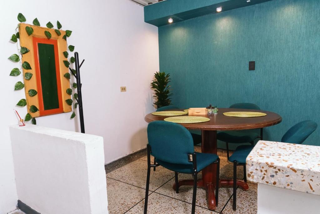 Traditional Downtown Apartment