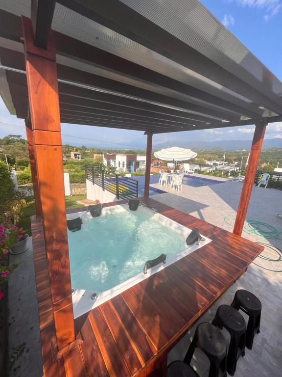 Villa lili, Carmen de Apicala condominio San Simon