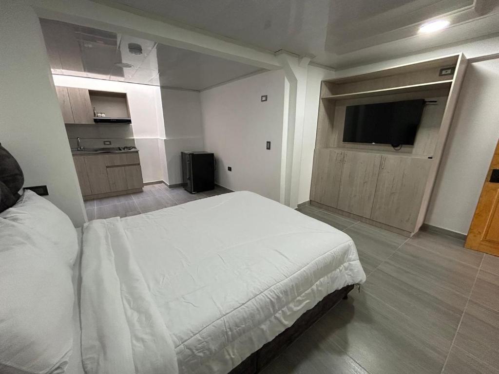 Vernazza House Hotel